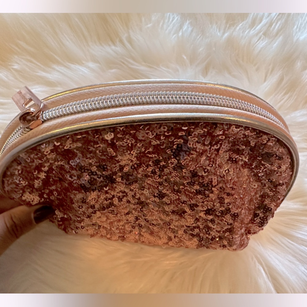 Tartan & Twine• Glam Rose Gold Glitter Beauty Bag - Picture 7 of 12